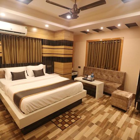 Отель Mohar Residency Калькутта Экстерьер фото